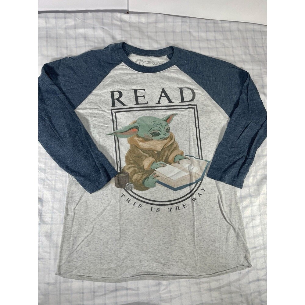 Out of Print Star Wars Mandalorian Grogu Baby Yoda READ Baseball T-Shirt Size S